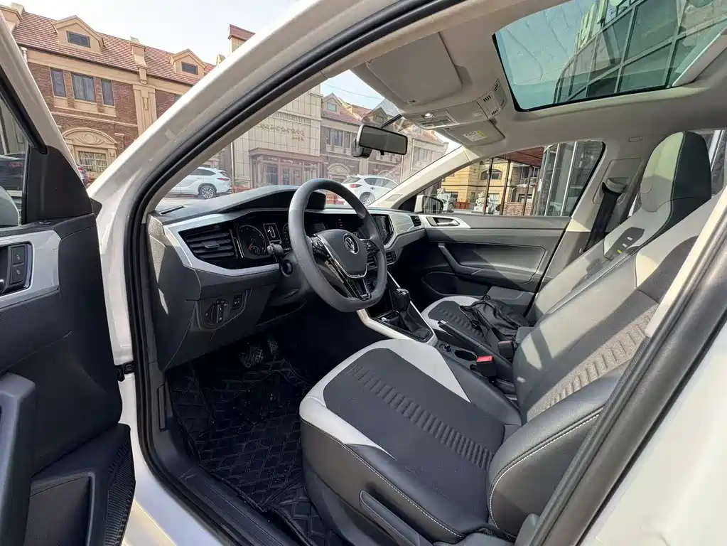 Volkswagen Polo 2023