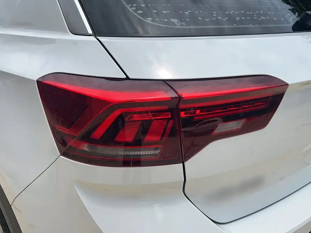 Volkswagen T-Roc 2021 — фото 25