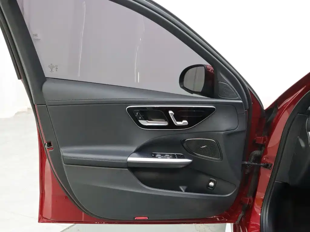 Mercedes-Benz C-Class 2022