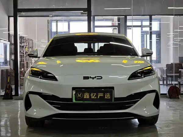 BYD Seal 06 2025