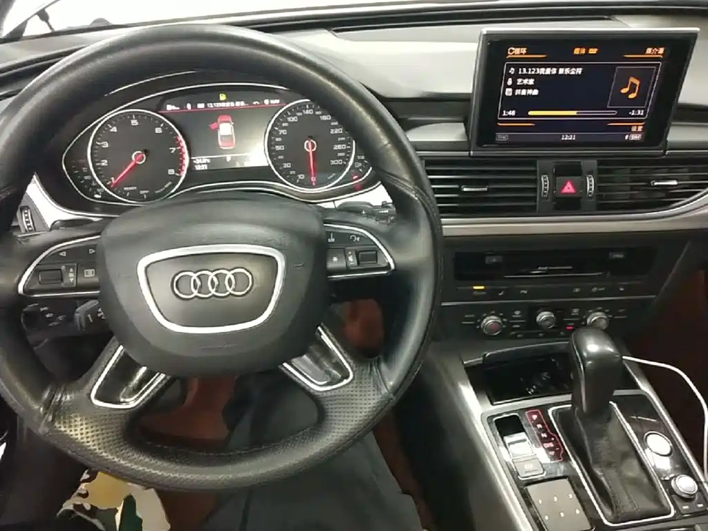 Audi A6L 2018 — фото 10