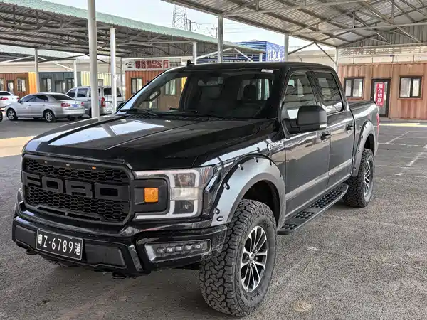 Ford F-150 Raptor 2018