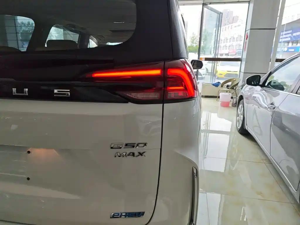 Maxus G50 Plug-In Hybrid 2025 — фото 8