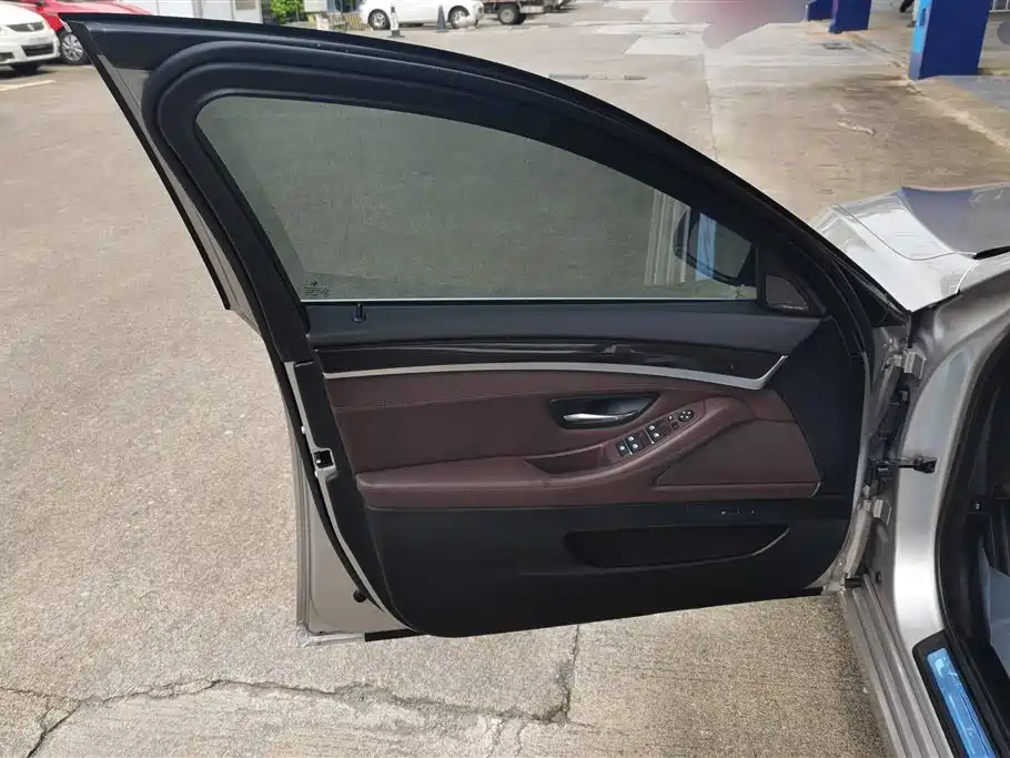 BMW 5 Series 2016