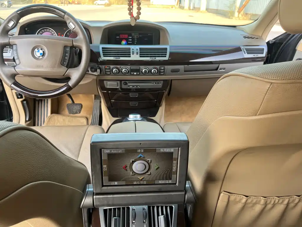 BMW 7 Series 2008 — фото 16