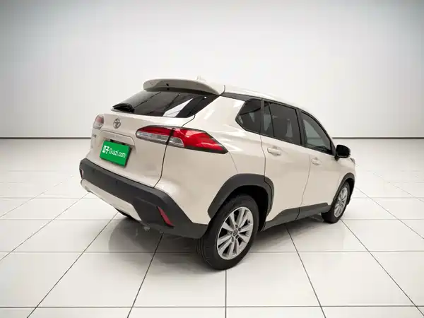 Toyota Corolla Cross 2023