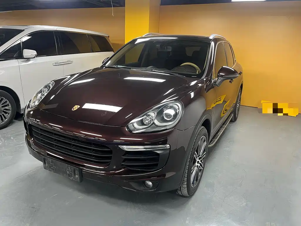 Porsche Cayenne 2017 — фото 1