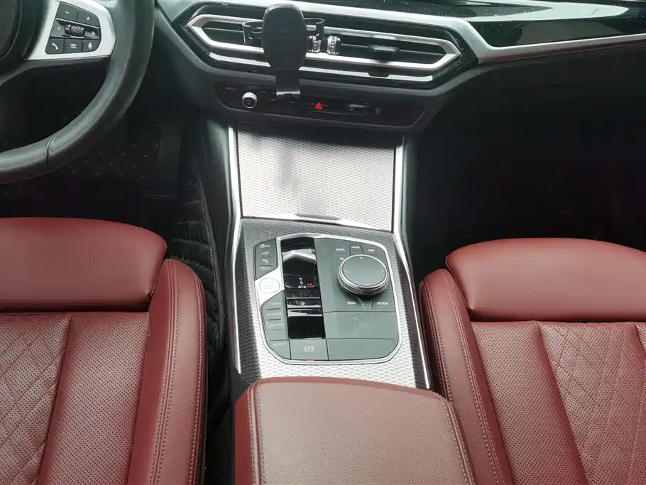 BMW 3 Series 2023 — фото 16