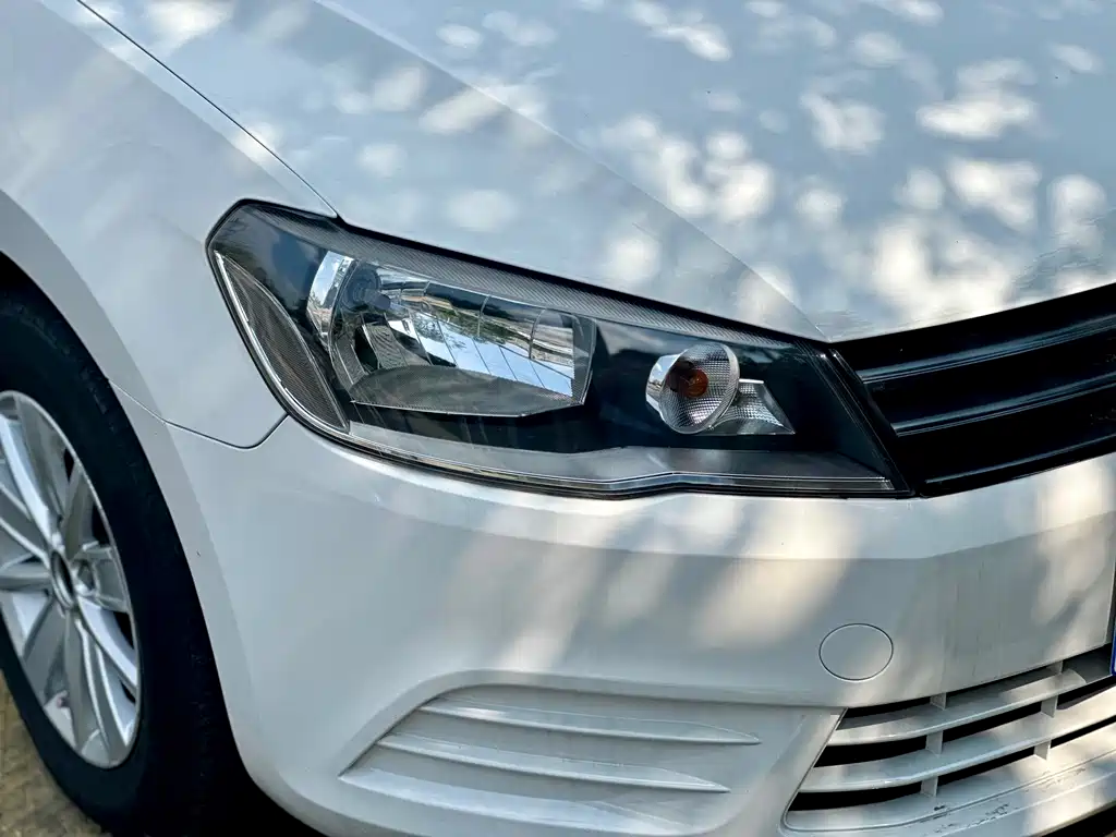 Volkswagen Jetta 2016 — фото 16