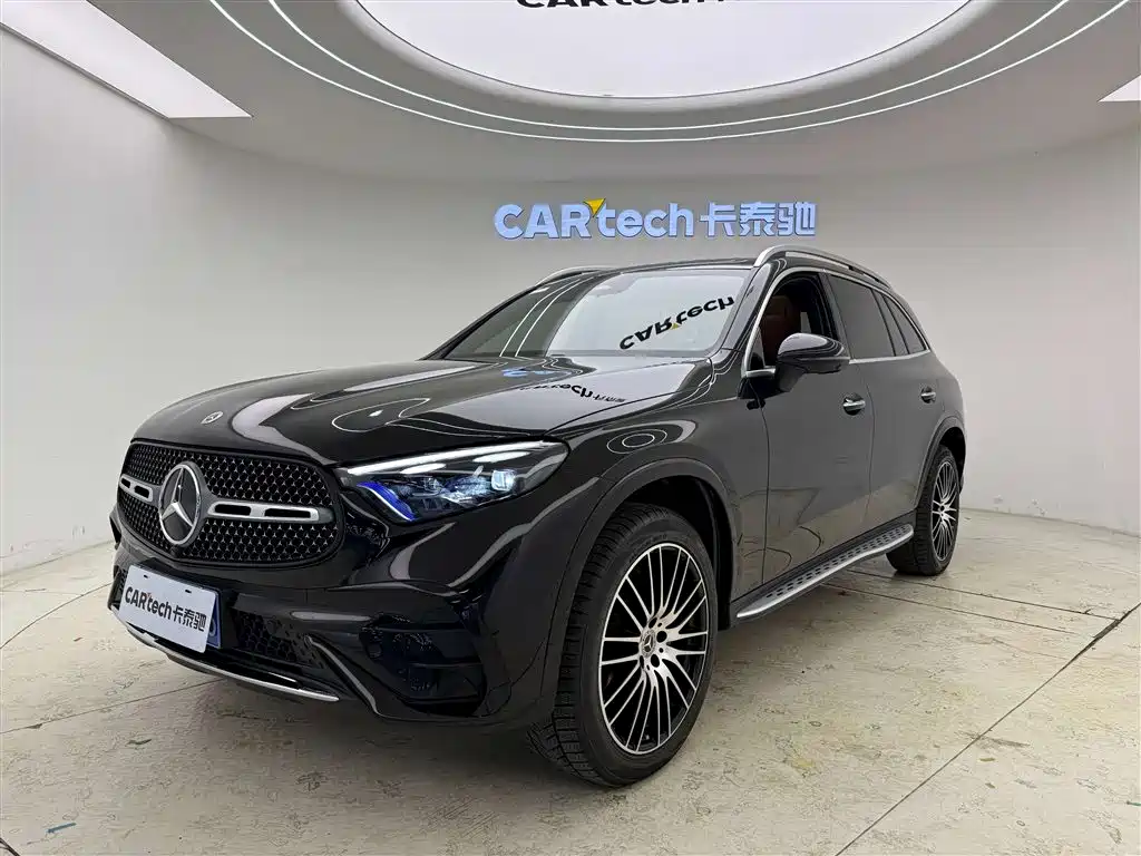 Mercedes-Benz GLC 2023 — фото 1
