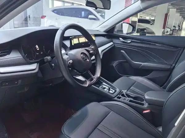 Skoda Octavia 2023