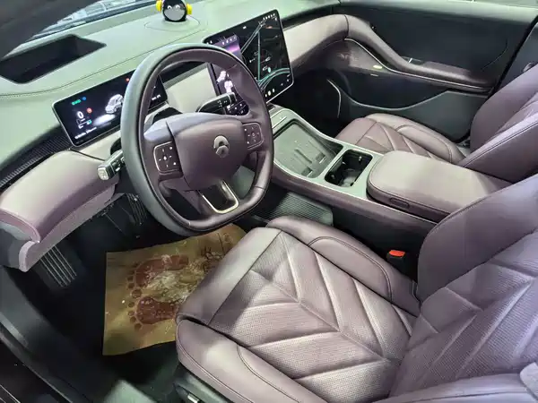NIO ET5T 2025