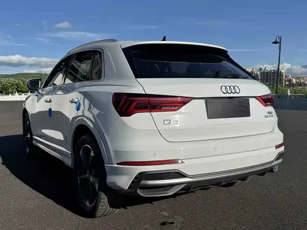 Audi Q3 2021
