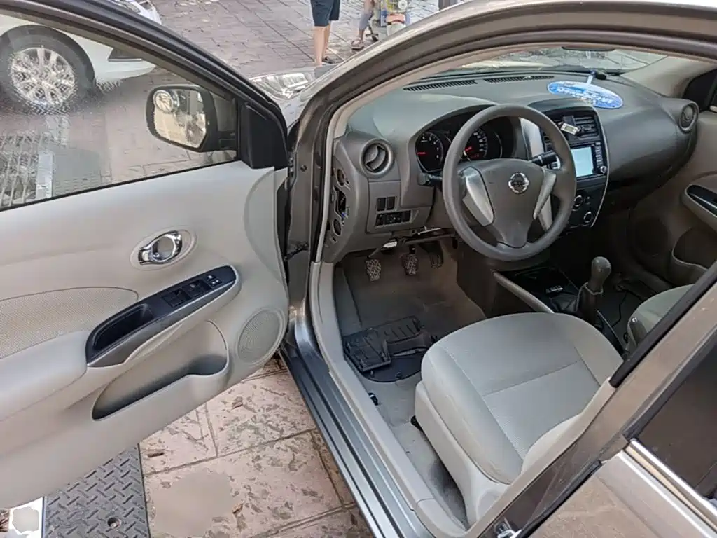 Nissan Sunny 2015 — фото 16