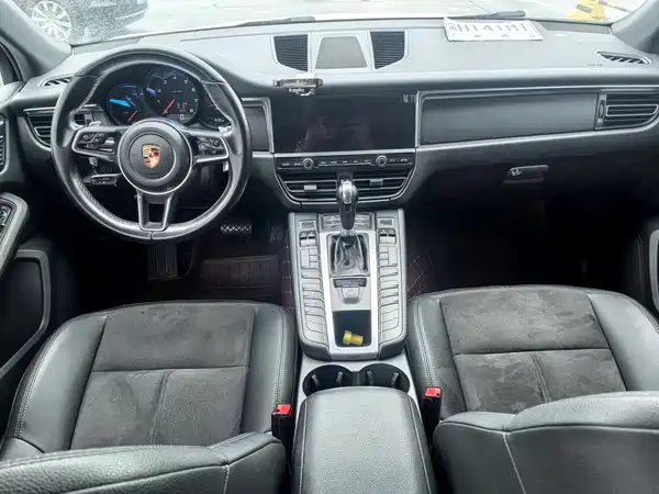 Porsche Macan 2018