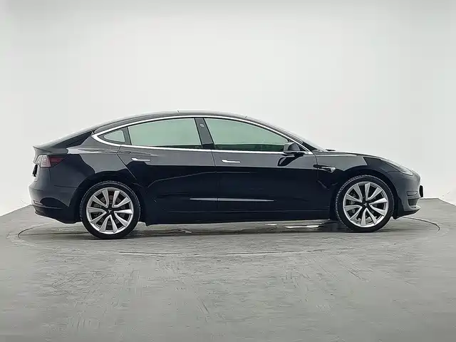 Tesla Model 3 2020 — фото 3