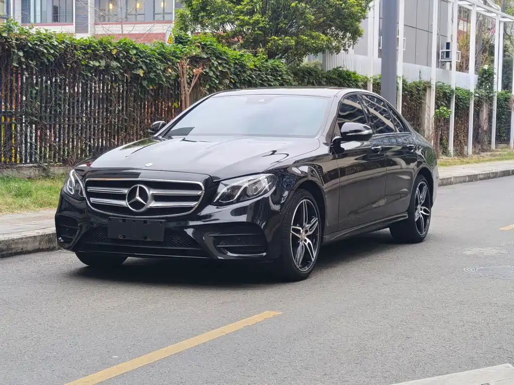 Mercedes-Benz E-Class 2017 — фото 1