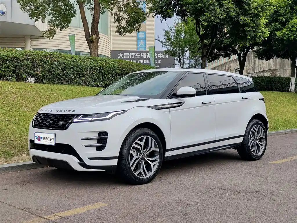 Land Rover Evoque 2022 — фото 1