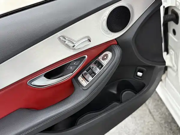 Mercedes-Benz C-Class 2017
