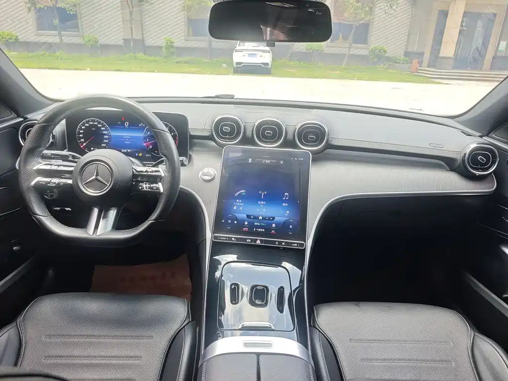 Mercedes-Benz C-Class 2022 — фото 15