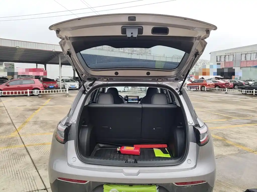 Geely Galaxy Starwish 2026 — фото 19
