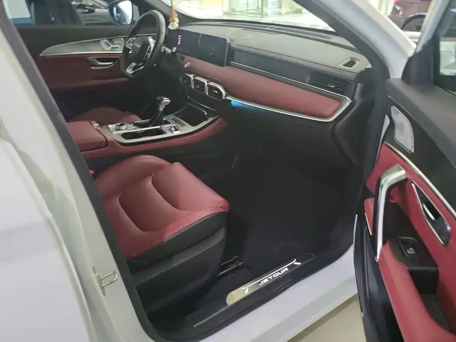 Jetour X70 PLUS 2021 — фото 8