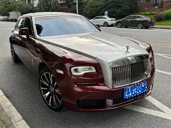 Rolls-Royce Ghost 2015