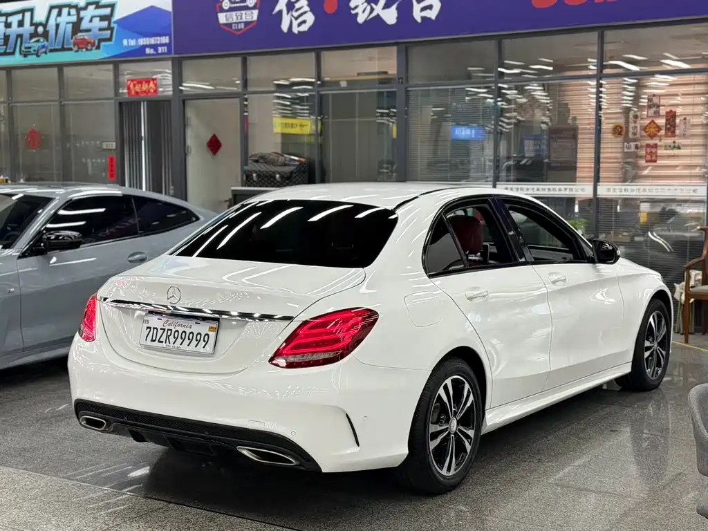 Mercedes-Benz C-Class 2017 — фото 15