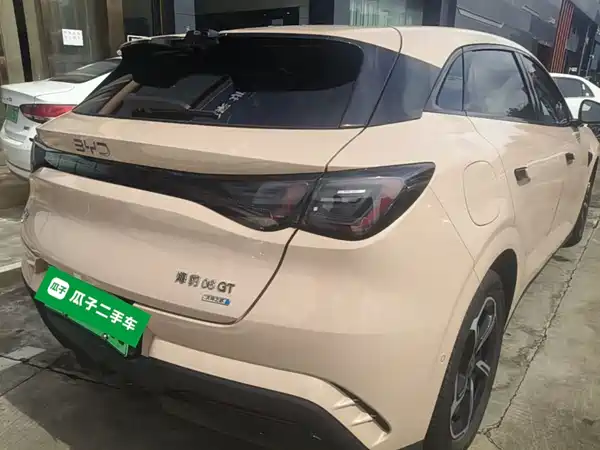 BYD Seal 06GT 2025