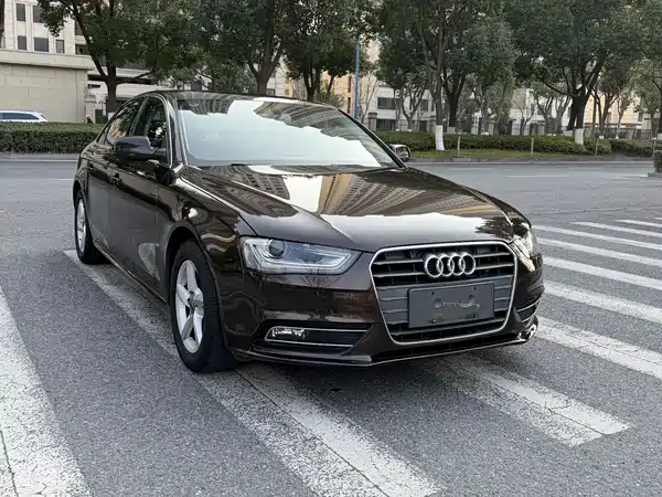 Audi A4L 2013