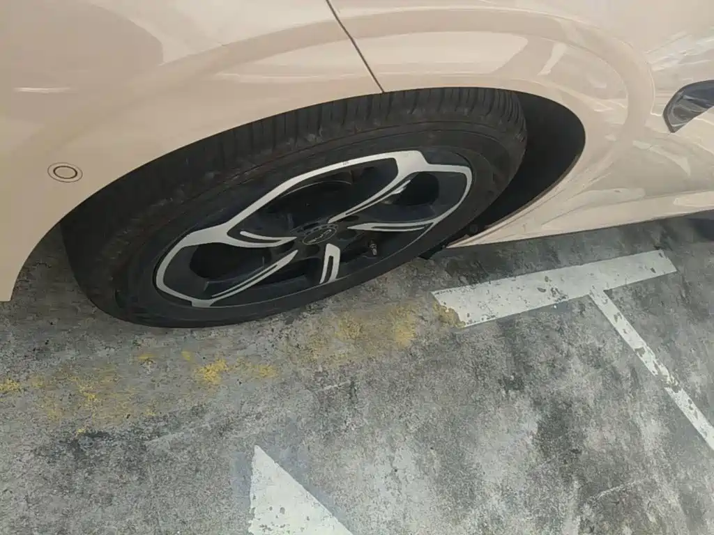 BYD Seal 06GT 2025 — фото 23