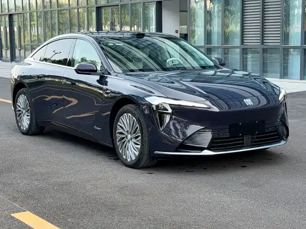 Buick Zhijing L7 2025