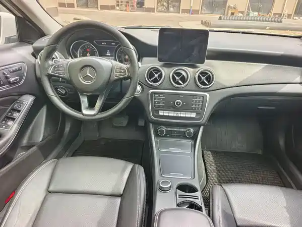 Mercedes-Benz GLA 2018