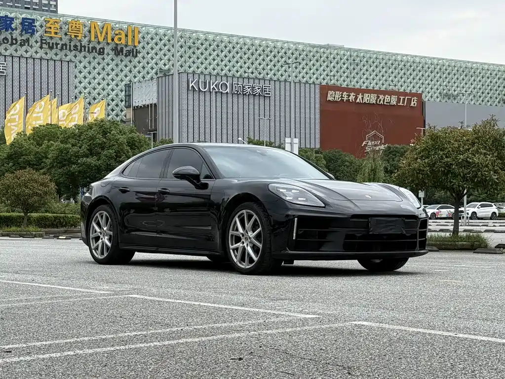 Porsche Panamera 2025 — фото 5