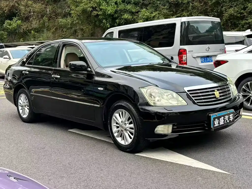 Toyota Crown 2006 — фото 2
