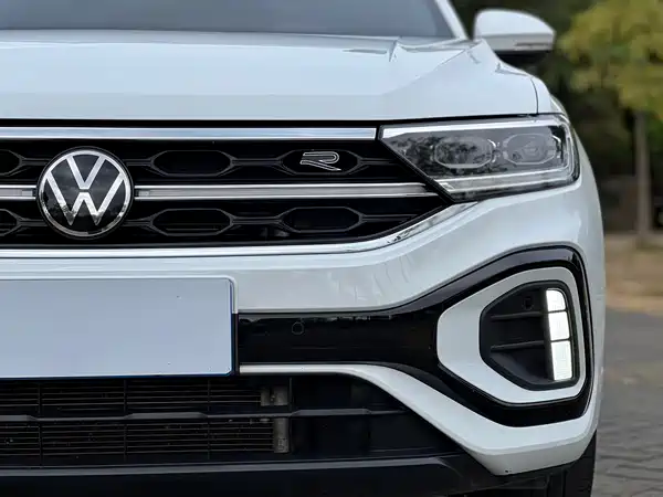 Volkswagen T-Roc 2023