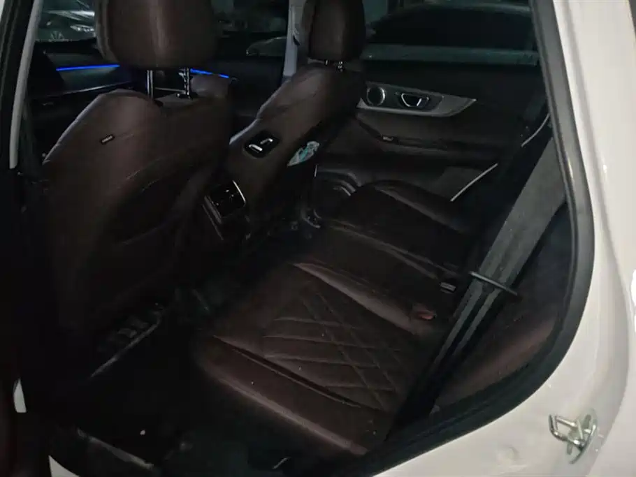 Chery Tiggo 8 PRO 2023 — фото 11