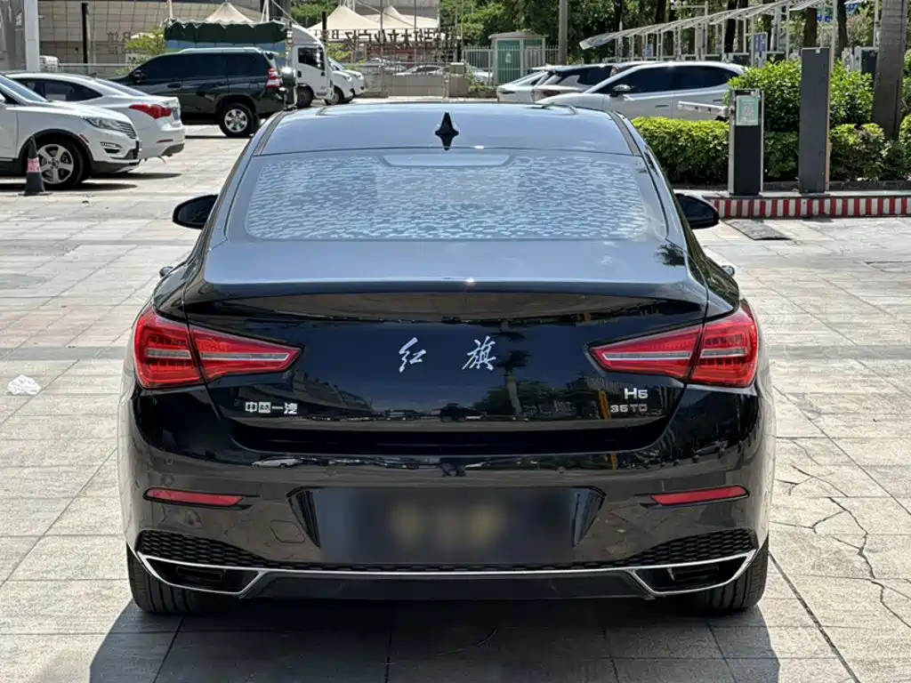 Hongqi H5 2021 — фото 10