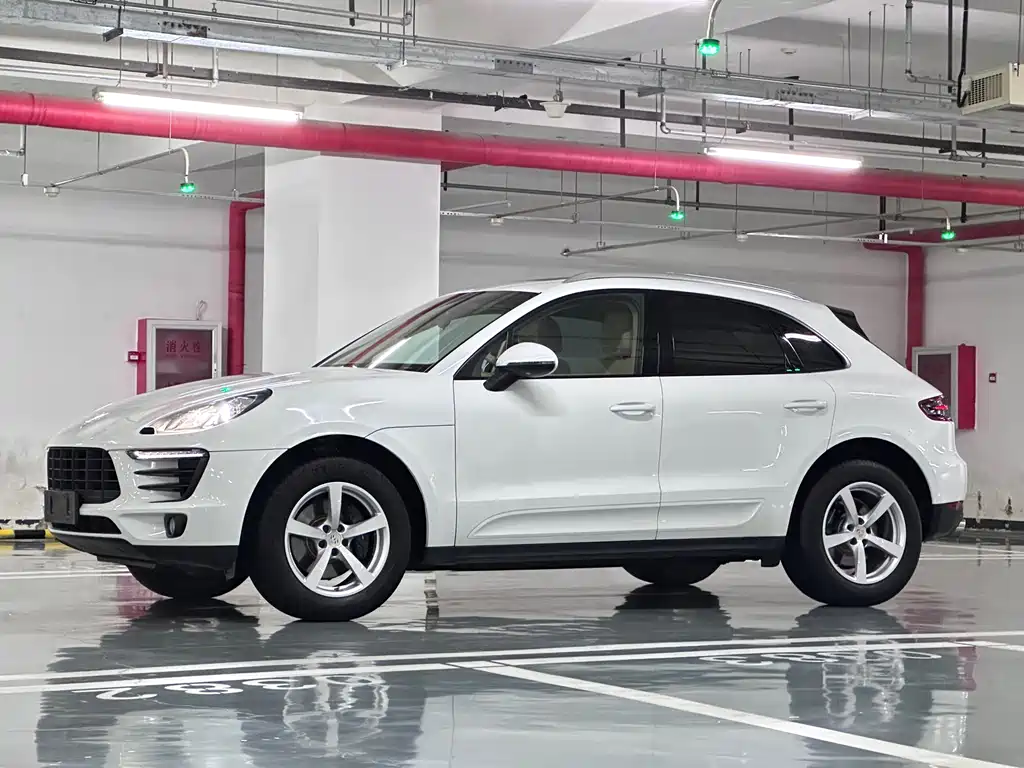 Porsche Macan 2016 — фото 21