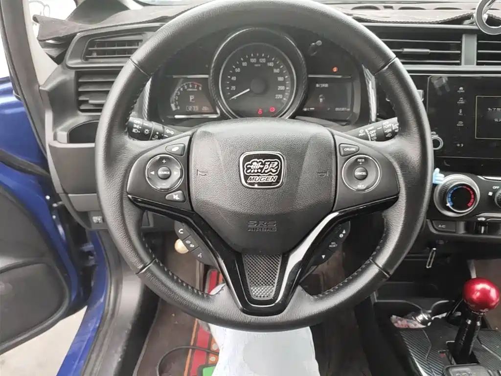 Honda Fit 2018 — фото 11