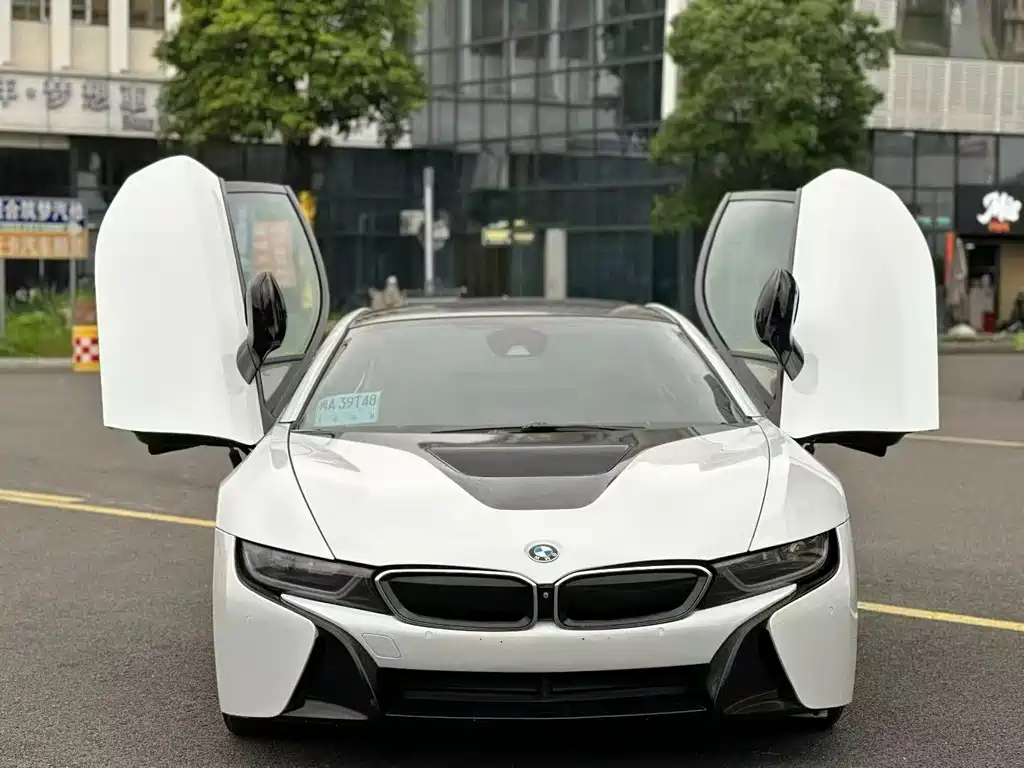 BMW i8 2016 — фото 2