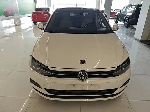 Volkswagen Polo 2021