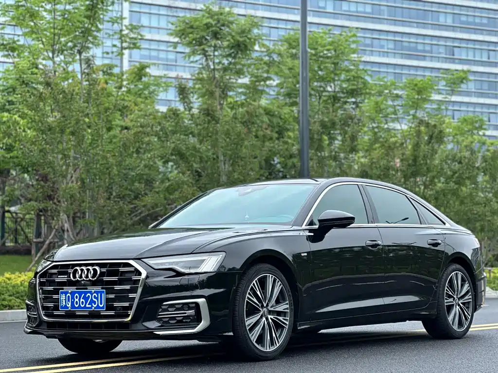 Audi A6L 2021 — фото 1