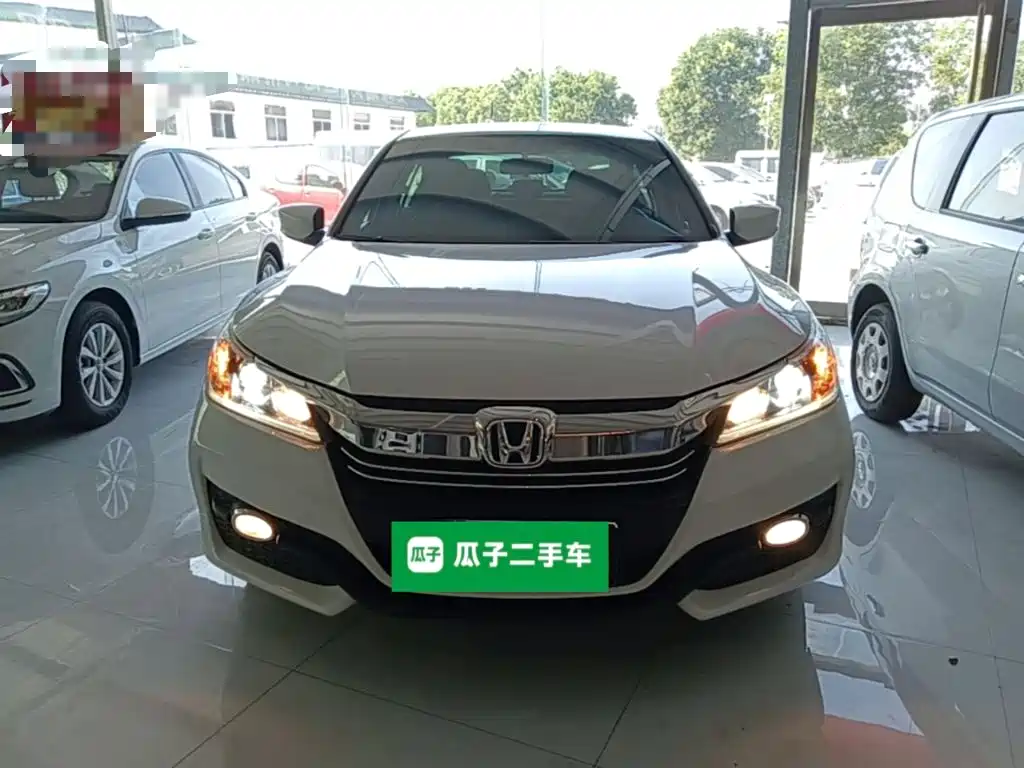 Honda Accord 2017 — фото 3