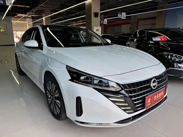 Nissan Teana 2024