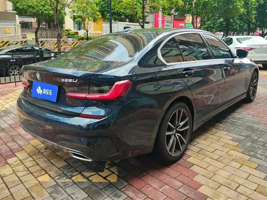 BMW 3 Series 2021