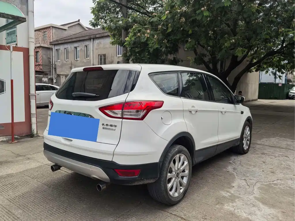 Ford Kuga 2014 — фото 4