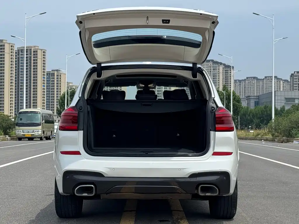 BMW X3 2020 — фото 11