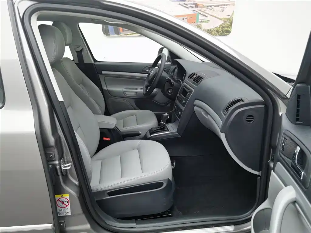 Skoda Octavia 2014 — фото 23