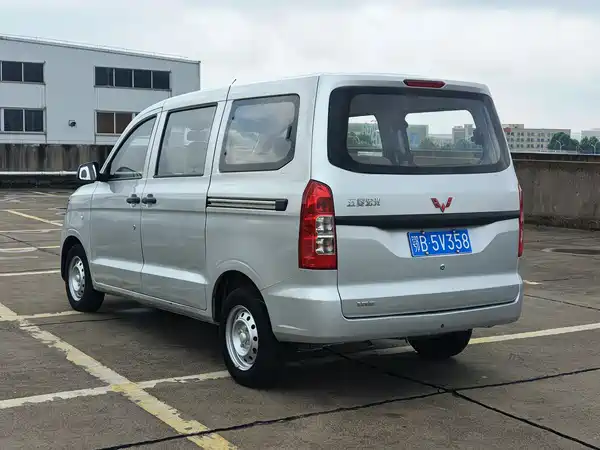 Wuling Hongguang V 2023